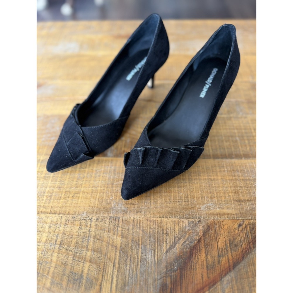 Donald Pliner Women's Suede Pumps With Ruffle Accent Black Size 8.5M